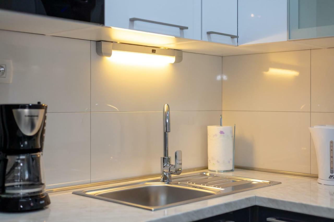 Villa Apartments Kordic Kaštela Esterno foto