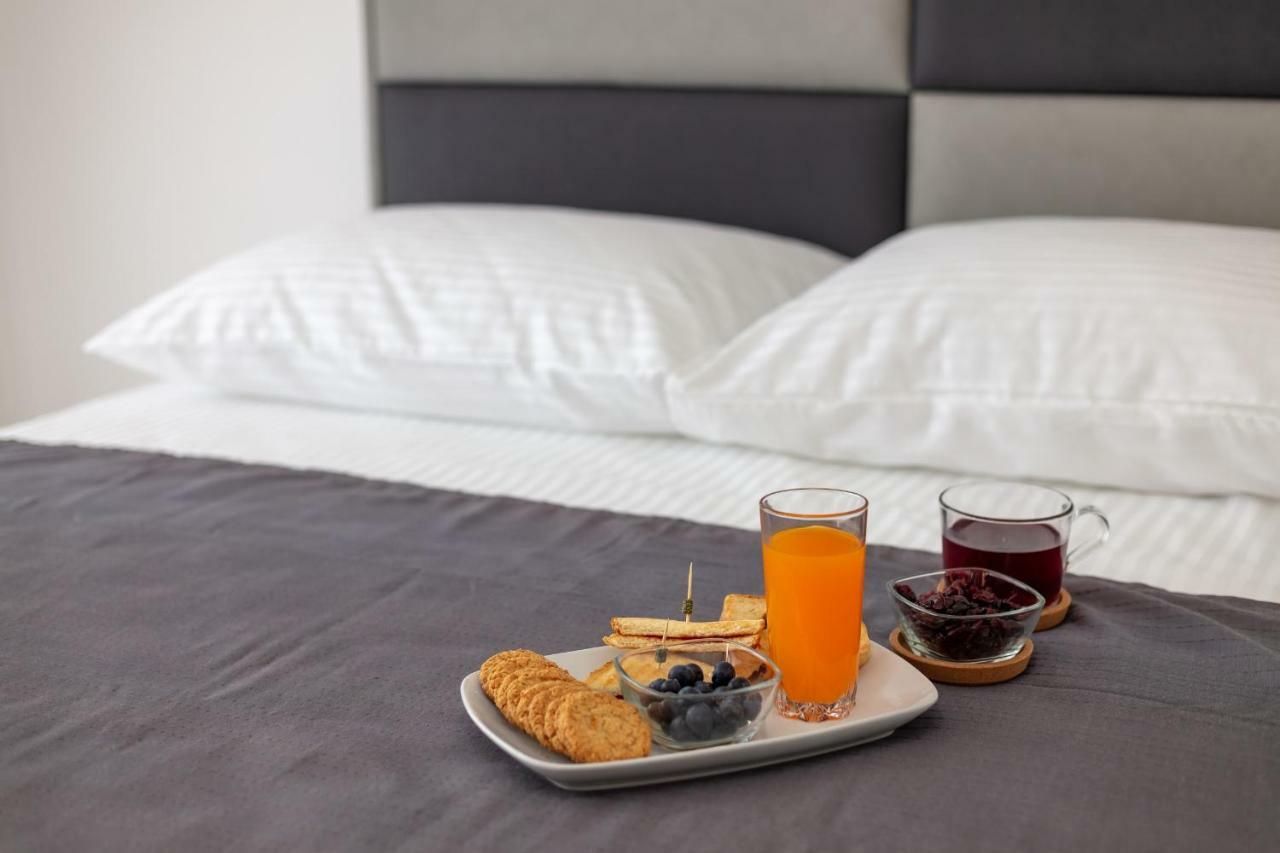 Villa Apartments Kordic Kaštela Esterno foto